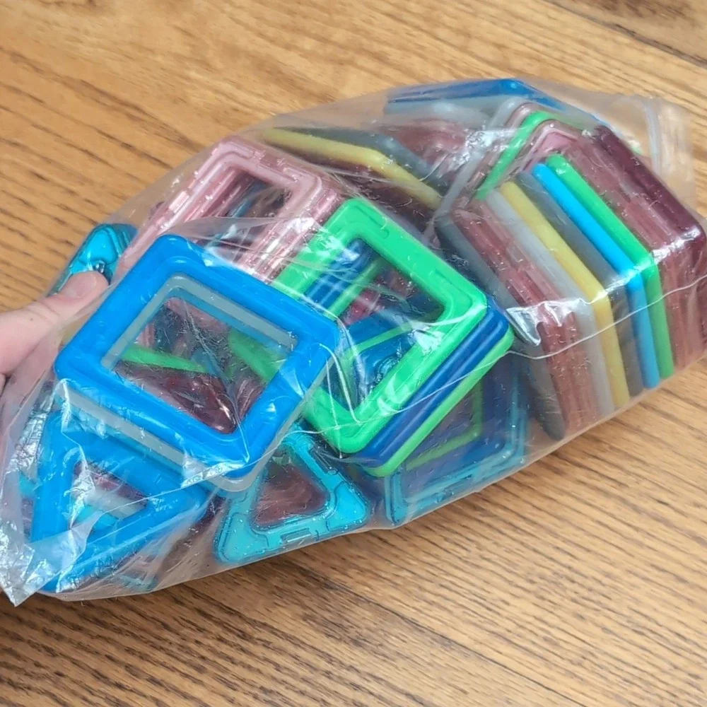 Magnetic Building Tiles Squares Triangles Translucent Plastic Toy Set Bag